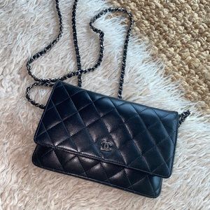 Vintage Chanel Handbag on Chain